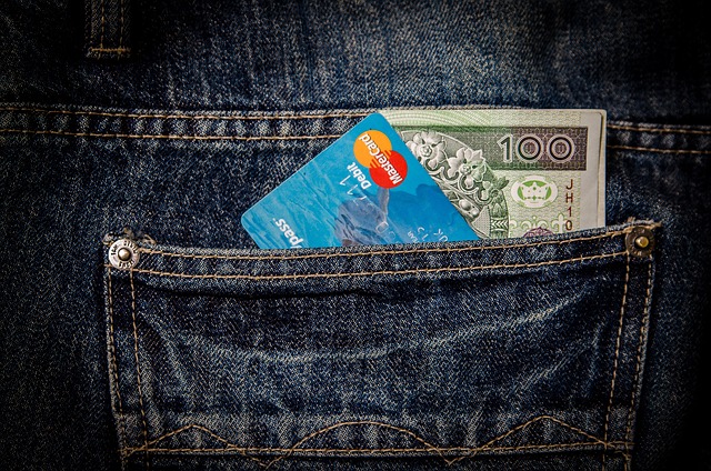 Smart Money Moves Every Young Adult Should Make